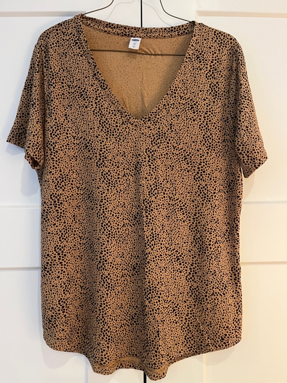 Old Navy Tan and Black Leopard Print V-Neck Short Sleeve Top